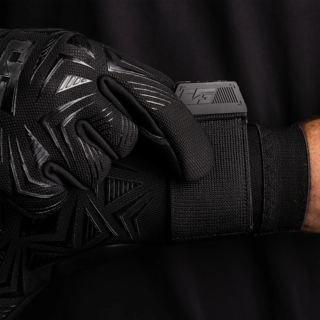 Ein Handschuh - OG1 Type-R