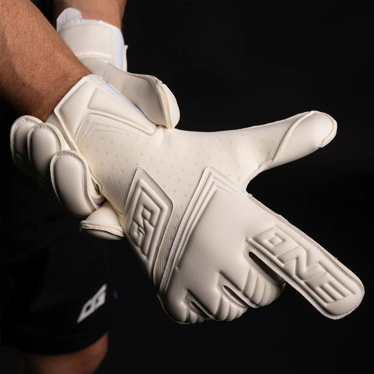 (🚨PRE-ORDER) One Glove - NXT Pro Vision HYL