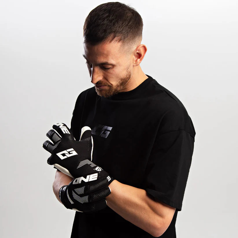 Ein Handschuh - OG1 MIDNIGHT 
